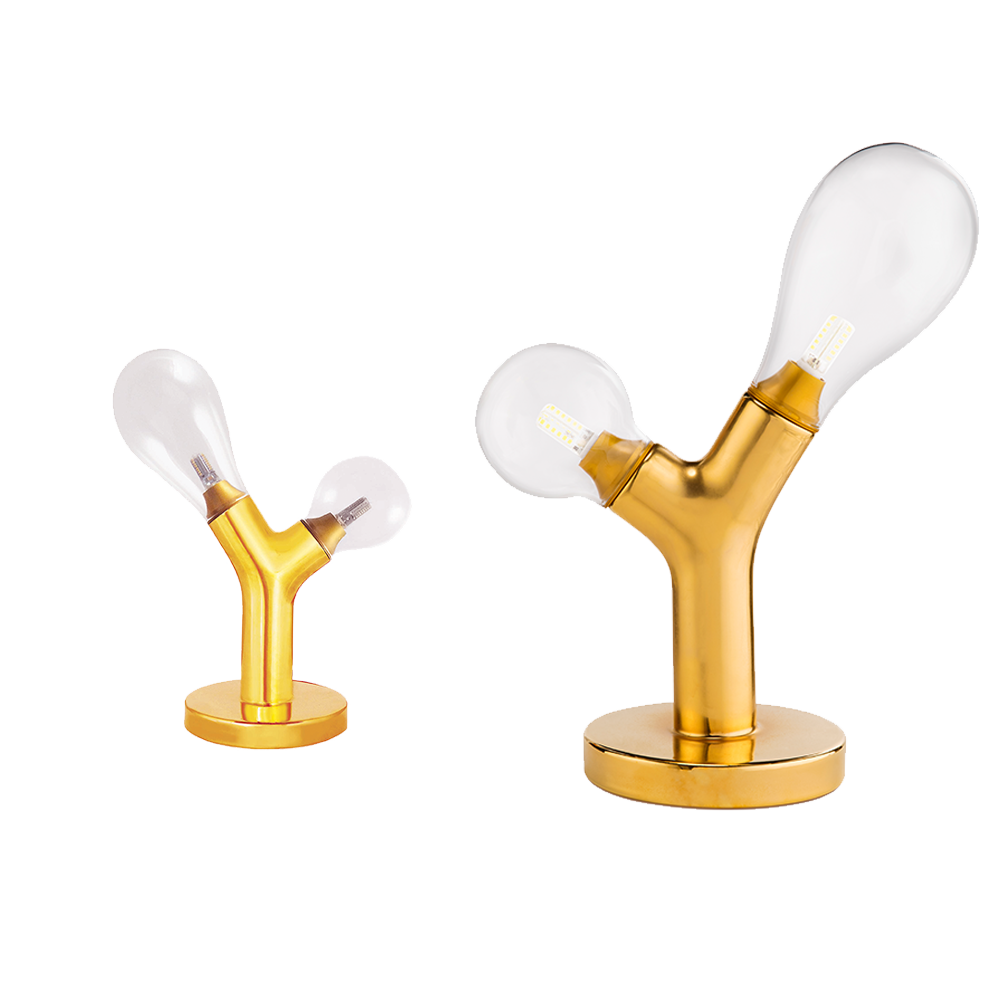Die zweiflammige Tischlampe aus goldener Keramik mit italienischem Glas